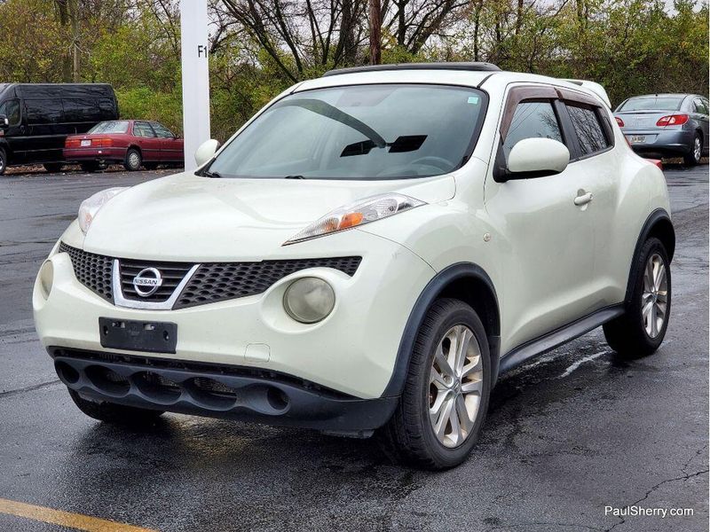 2011 Nissan Juke SVImage 5