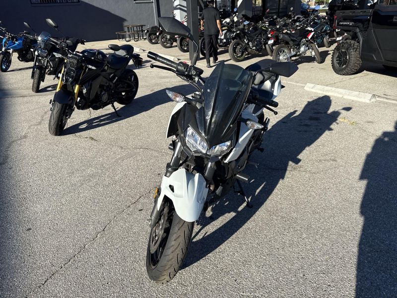 Used 2023 Kawasaki Z400 ABS Image 10