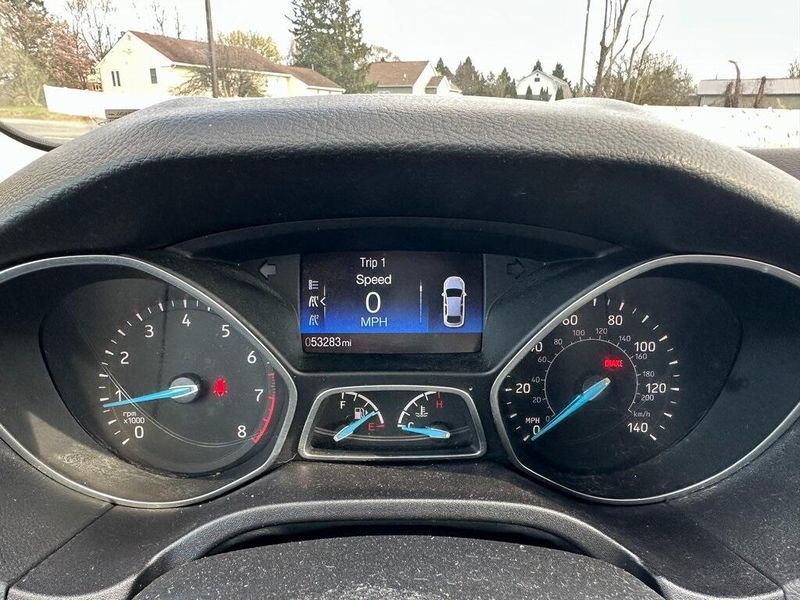 2017 Ford Focus SImage 18