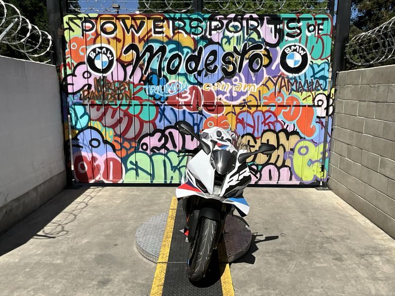 New 2026 BMW S 1000 RR Image 2