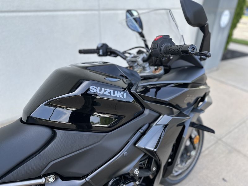 2024 Suzuki GSXS 1000GT in a BLACK exterior color. Cross Country Powersports 732-491-2900 crosscountrypowersports.com 