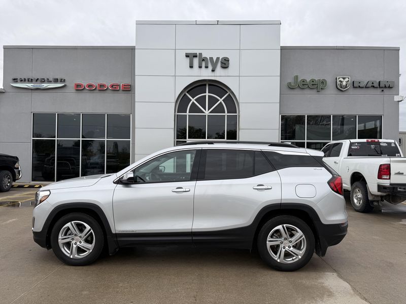 Used 2020 GMC Terrain SLEImage 36