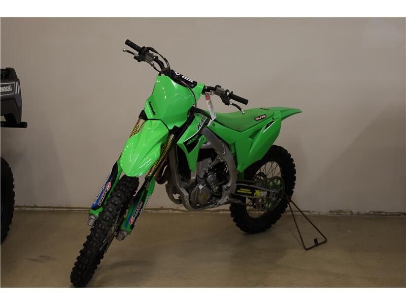 2023 Kawasaki KX450F Image 3