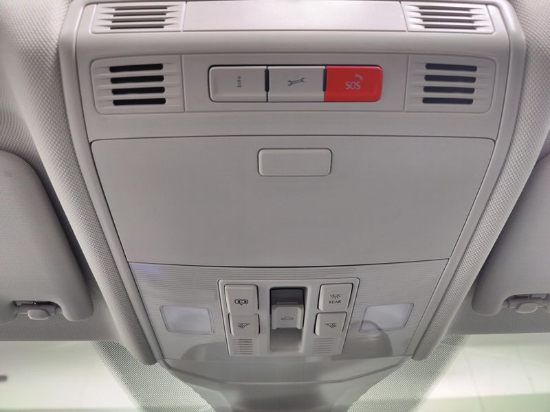 Used 2026 Volkswagen Jetta SE w/SunroofImage 20