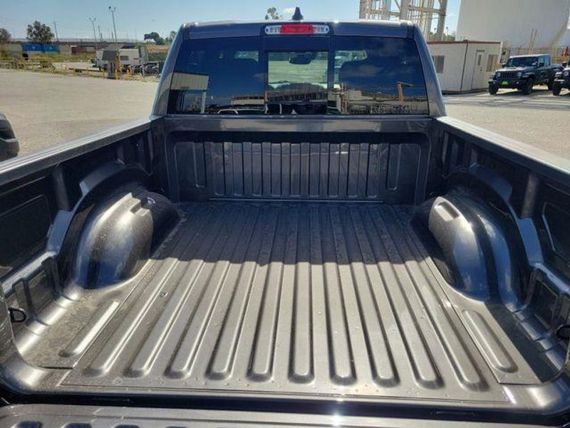 New 2026 RAM 1500 Big Horn Crew Cab 4x4 5'7' Box