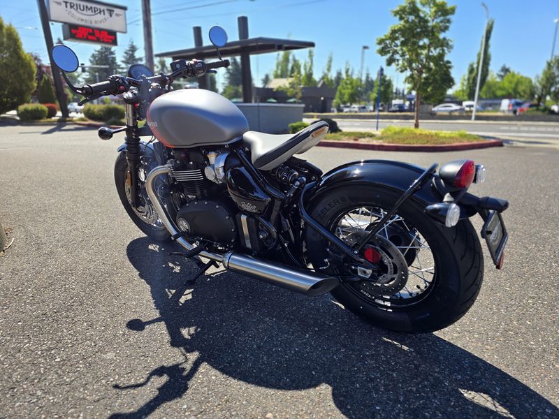 New 2025 Triumph BONNEVILLE BOBBER 