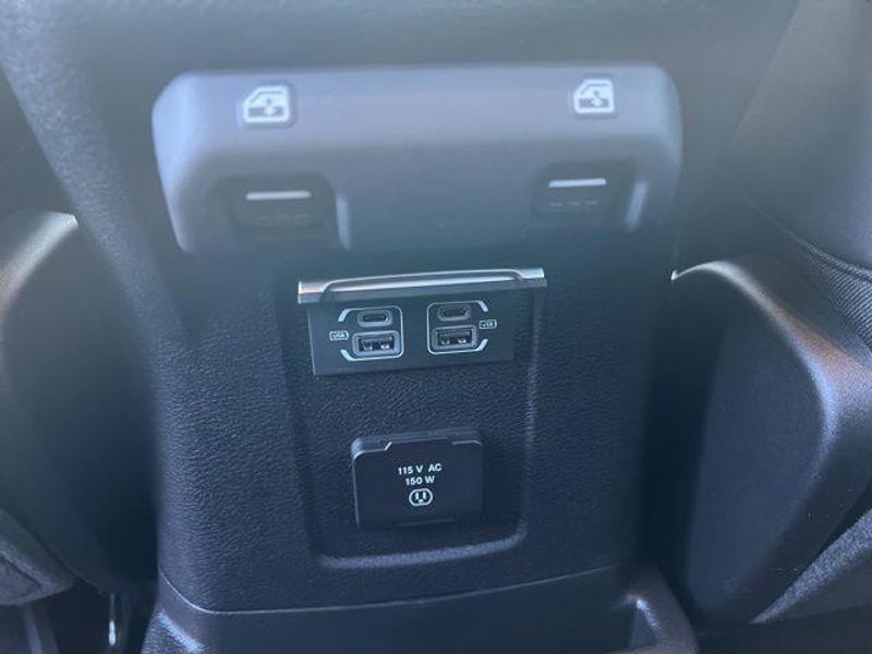 2025 Jeep Wrangler 4-door Rubicon