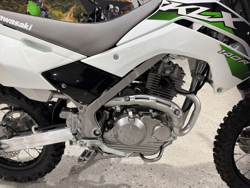 New 2026 Kawasaki KLX140R Image 20