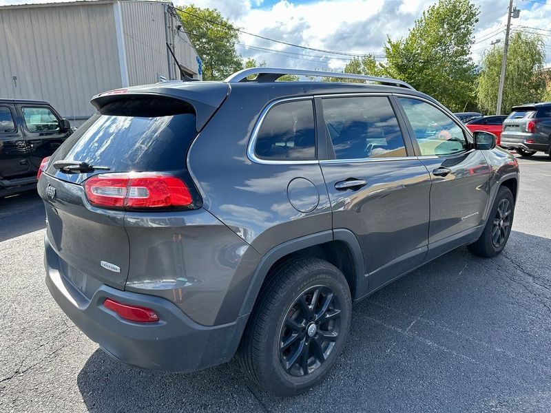 2014 Jeep Cherokee LatitudeImage 12