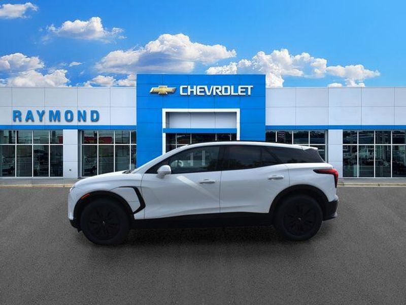 New 2026 Chevrolet Blazer EV LTImage 7
