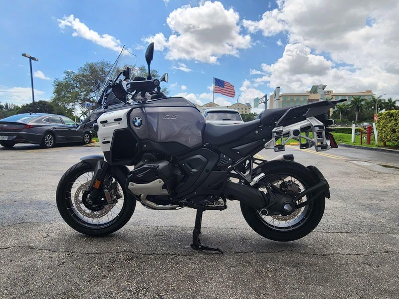 2026 BMW R 1300 GS AdventureImage 1