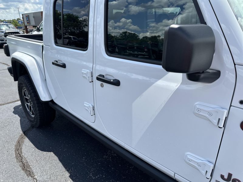 New 2025 Jeep Gladiator Rubicon X 4x4Image 4