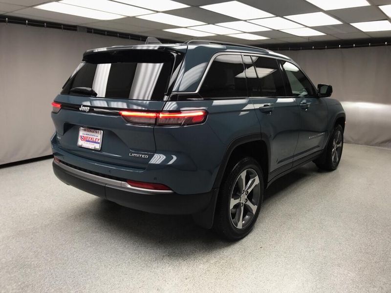 New 2026 Jeep Grand Cherokee Limited 4x4Image 12