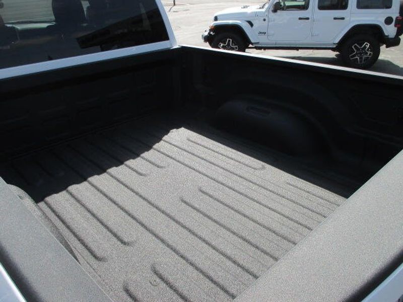 2025 RAM 2500 Big Horn Crew Cab 4x4 6