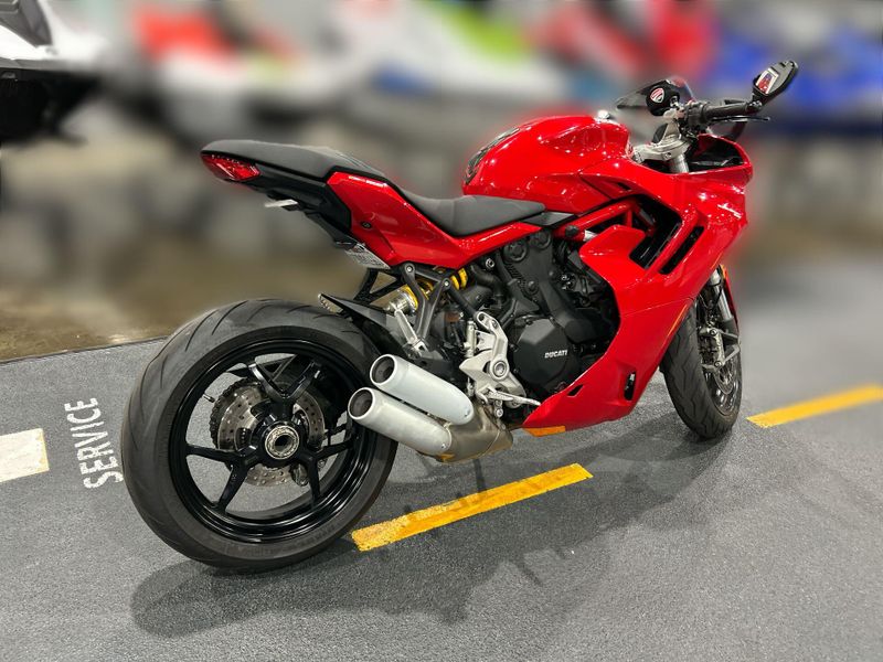 Used 2024 Ducati SUPERSPORT 950 Image 13
