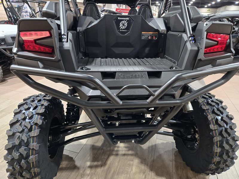 2025 Kawasaki TERYX KRX4 1000 BLACKOUT EDITION MATTE SPARK BLACK Image 10
