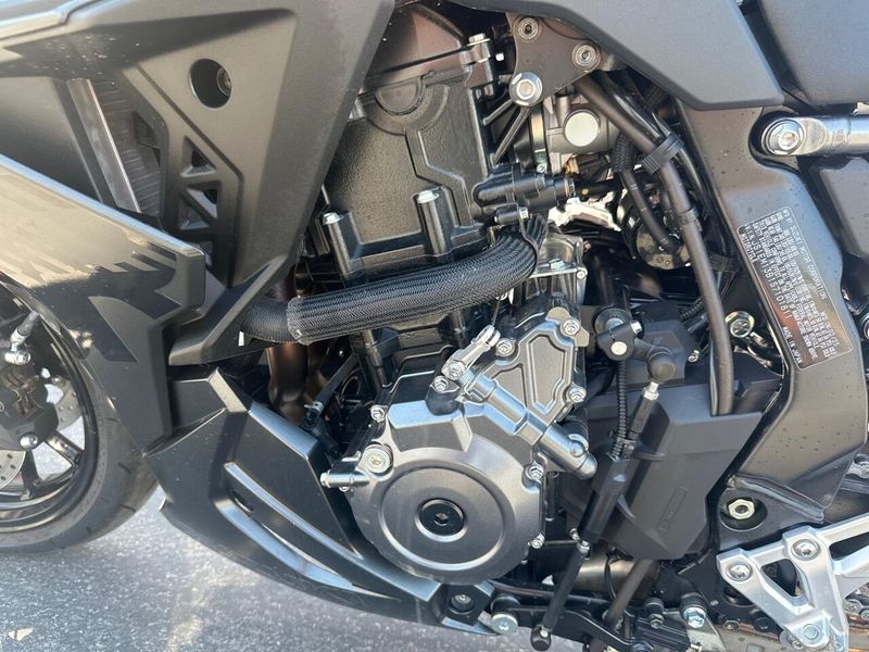 New 2025 Suzuki GSXS 8R 