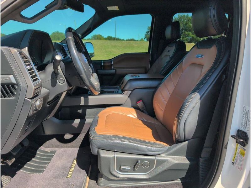 Used 2017 Ford F-150 LimitedImage 12