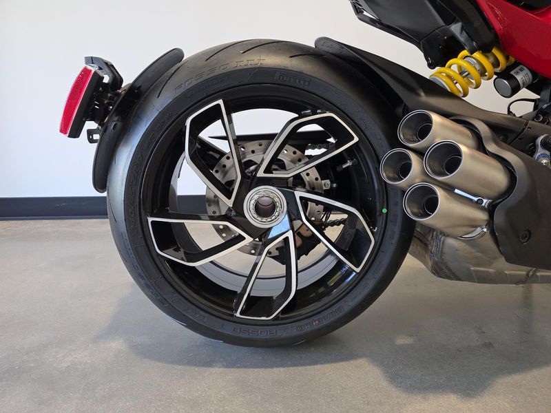 2025 Ducati Diavel V4