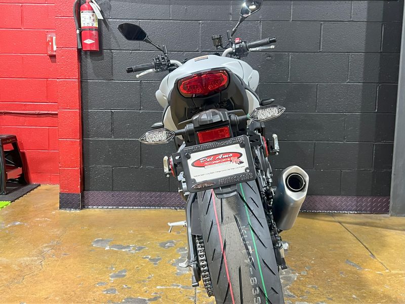 New 2025 Yamaha MT-10 Image 15