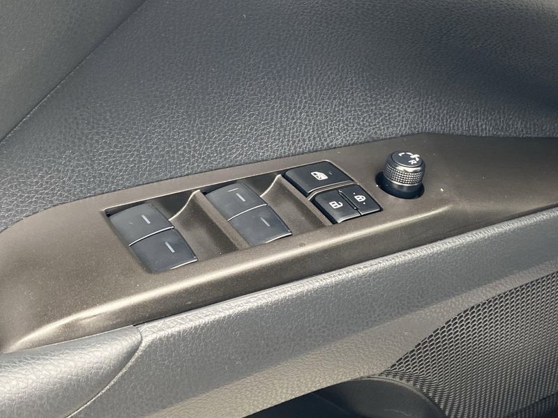 Used 2024 Toyota Camry SEImage 17