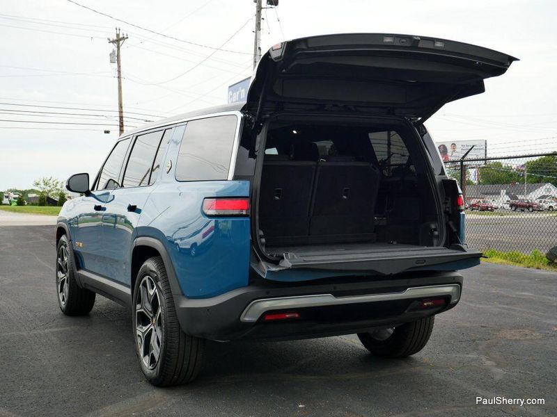 2023 Rivian R1S Launch EditionImage 22