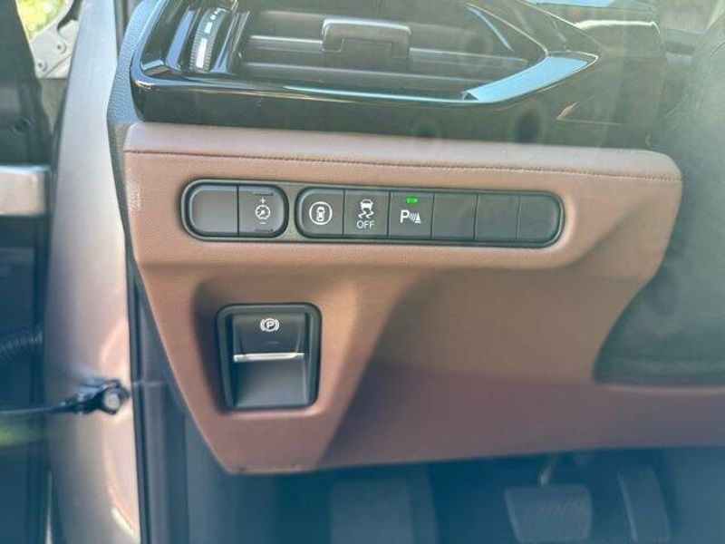 Used 2024 Acura MDX w/Technology Package