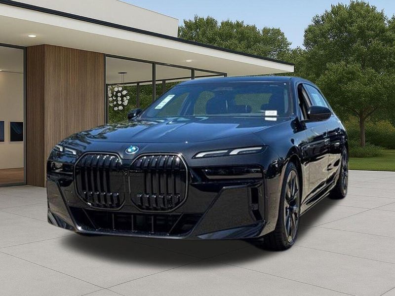 New 2026 BMW 7 Series 750e xDriveImage 3