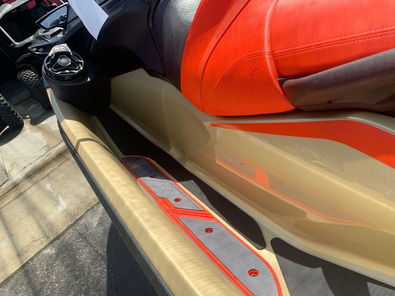 New 2025 Sea-Doo RXT-X 325 (SOUND SYSTEM) Image 13