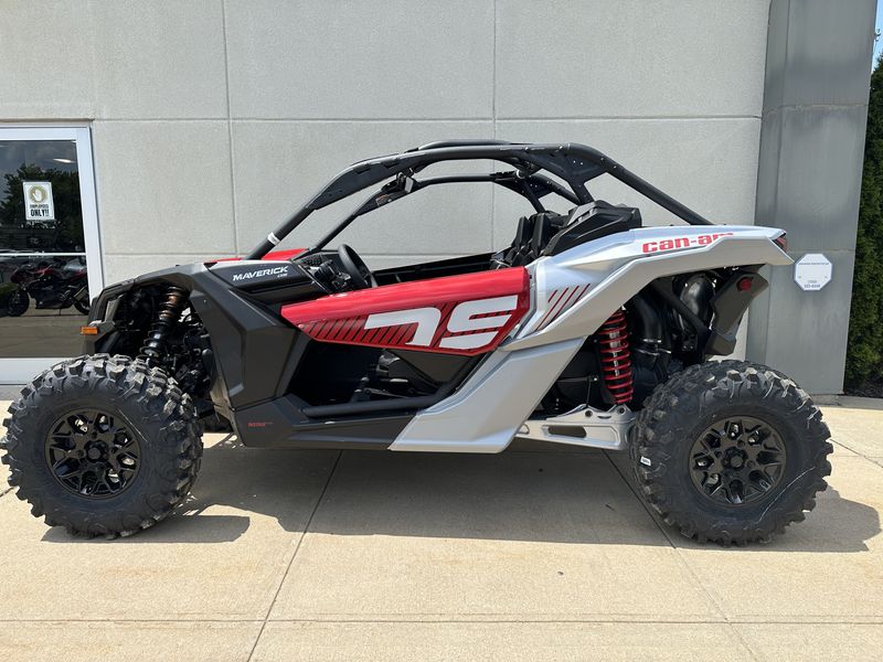 2024 Can-Am MAVERICK X3 DS TURBO 64Image 2