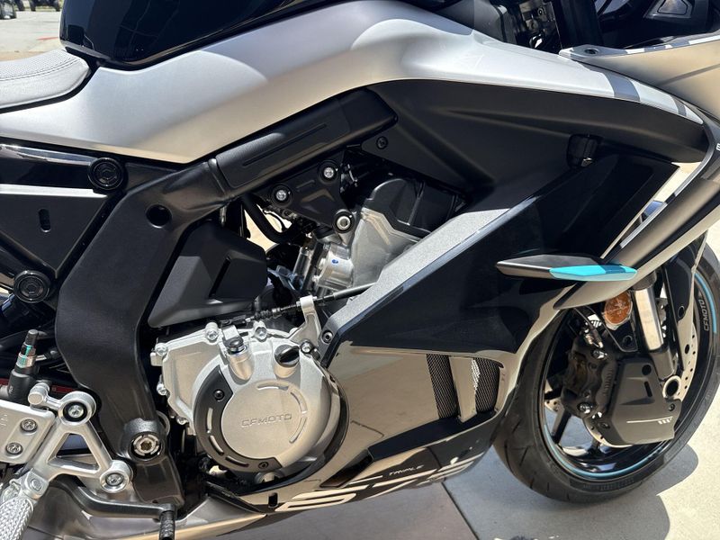 2025 CFMOTO 675SS Image 14