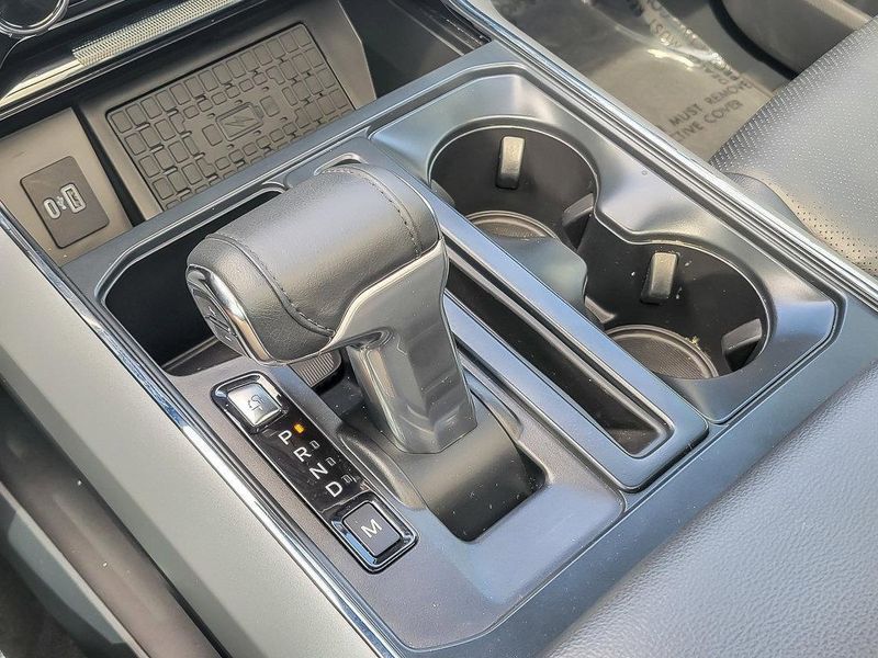 2024 Ford F-150 Lariat photo 19