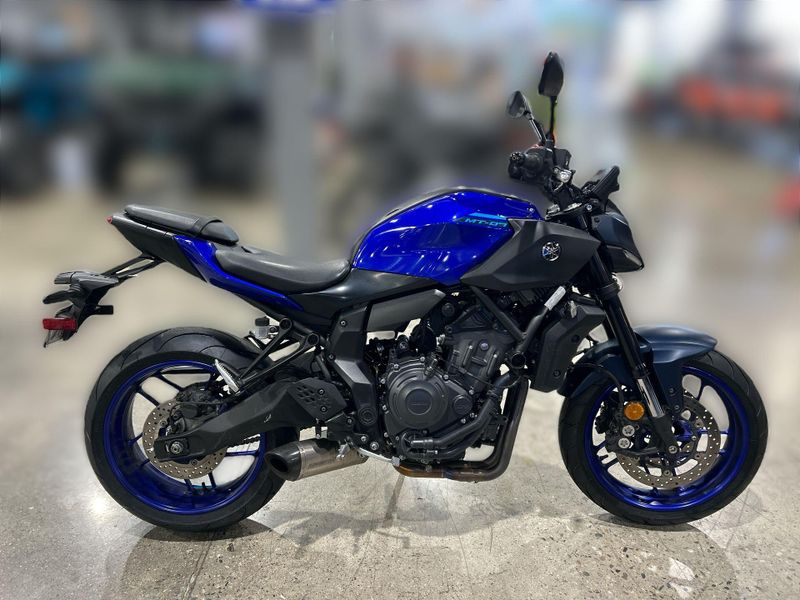 Used 2025 Yamaha MT-07 Image 11