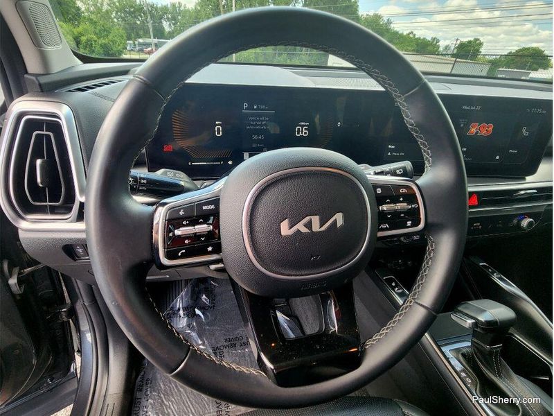 Used 2024 Kia Sorento S