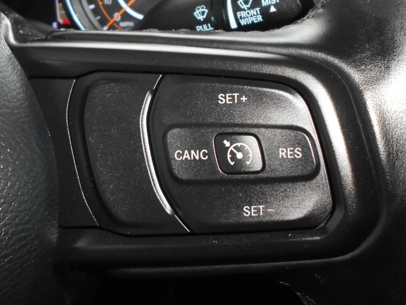 2020 Jeep Gladiator SportImage 24