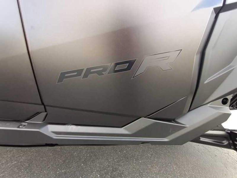 2025 Polaris RZR PRO R 4 ULTIMATE 