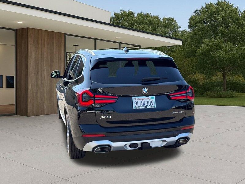 Used 2024 BMW X3 sDrive30iImage 11