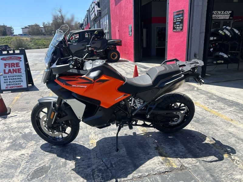 New 2027 KTM 1390 SUPER ADVENTURE S EVO Image 19