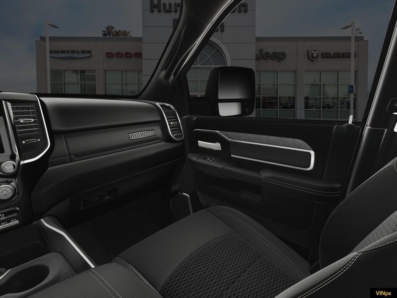2025 RAM 3500 Big Horn Crew Cab 4x4 DuallyImage 19