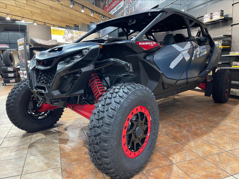 New 2026 Can-Am MAVERICK R MAX X RS WITH SMART-SHOX 999T DCT Image 5