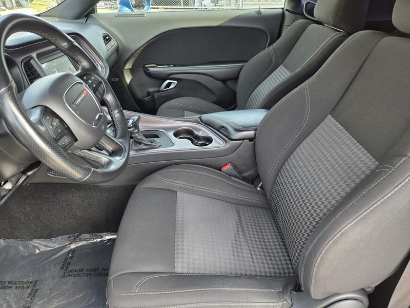 Used 2023 Dodge Challenger SXT RWD