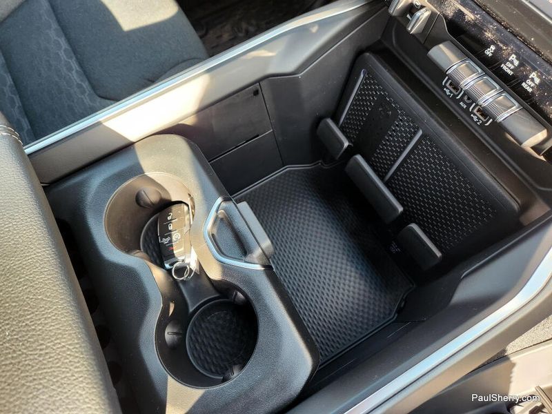 New 2026 RAM 1500 Big Horn Crew Cab 4x4 5'7' Box