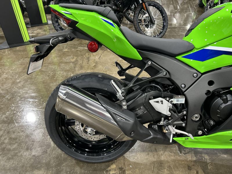 New 2026 Kawasaki NINJA ZX-10R Image 23