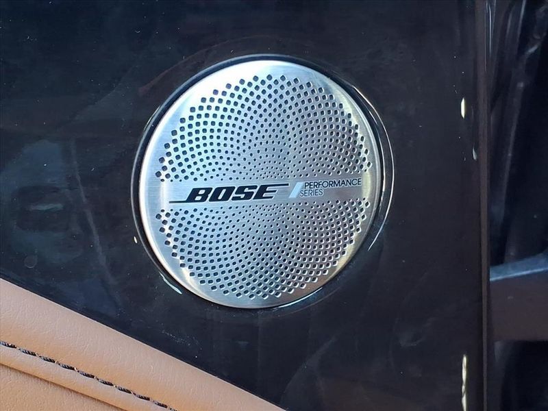 Used 2024 INFINITI QX80 SensoryImage 12