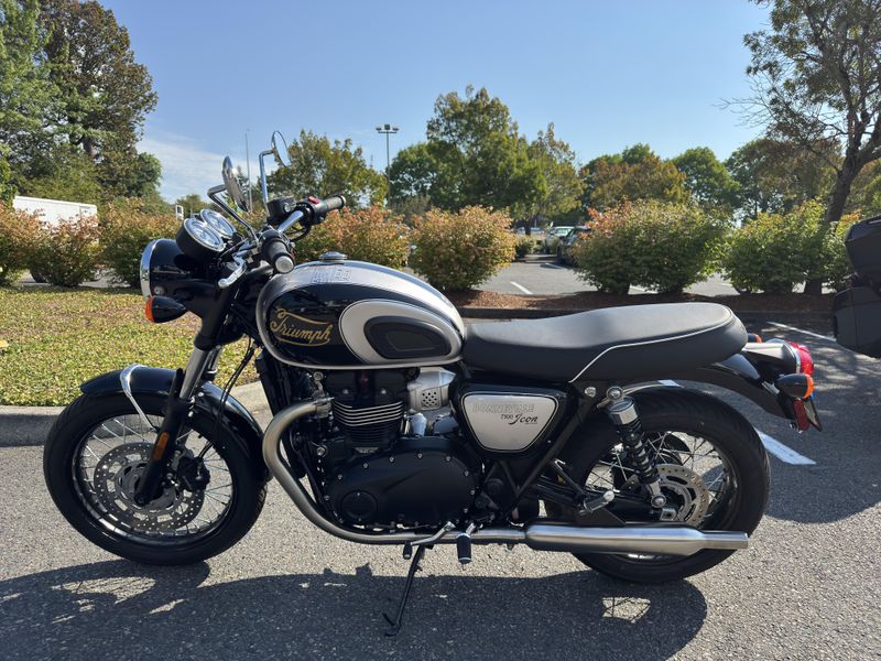 2025 Triumph Bonneville T100 - ICON EDITION 