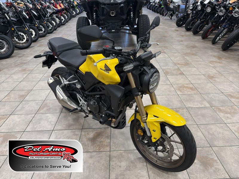 Used 2024 Honda CB300R ABS Image 1