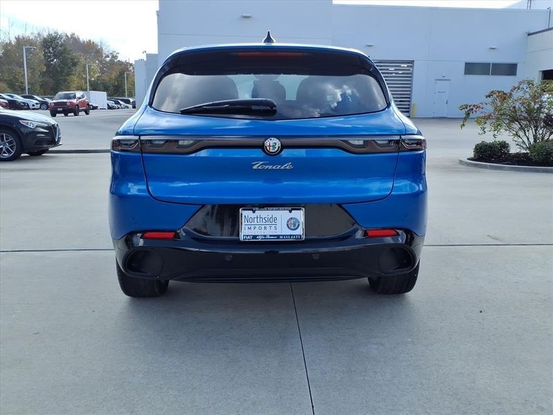 New 2025 Alfa Romeo Tonale AwdImage 8