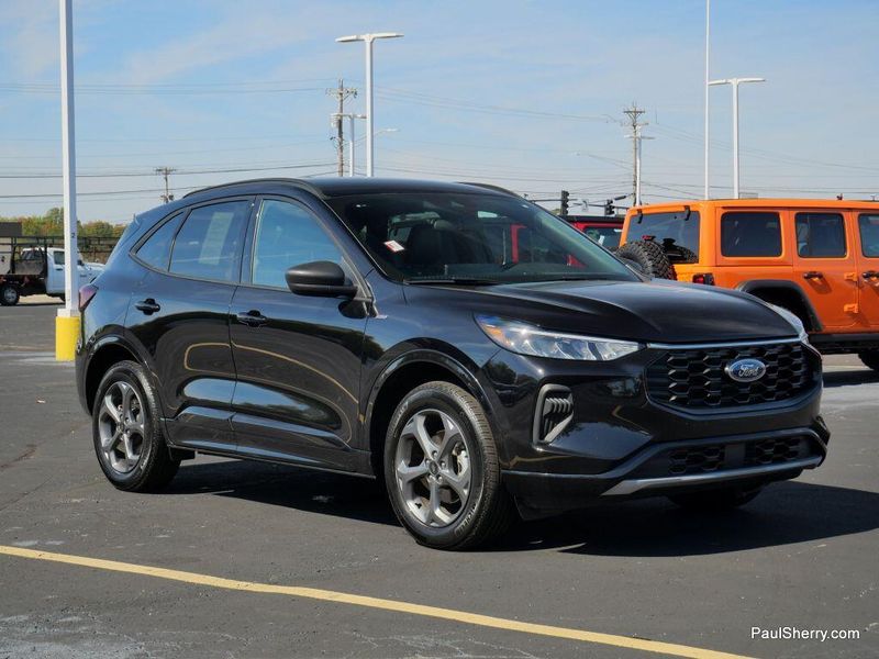 2024 Ford Escape ST-Line photo 10