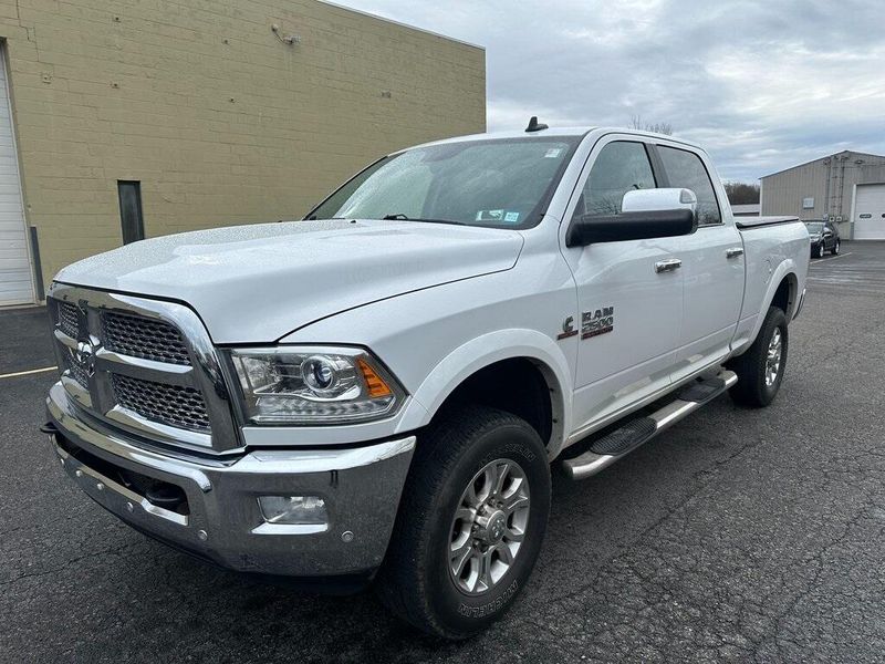 2016 RAM 2500 LaramieImage 10