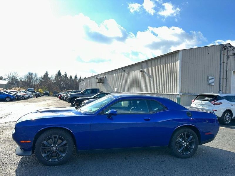 2020 Dodge Challenger GTImage 9